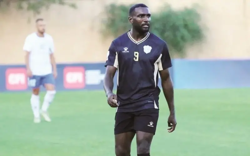 خطأ إداري يعيق انتقال أبو عرقوب للدوري الليبي…
